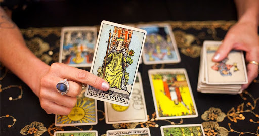 Book a Tarot Reading with Jeannette